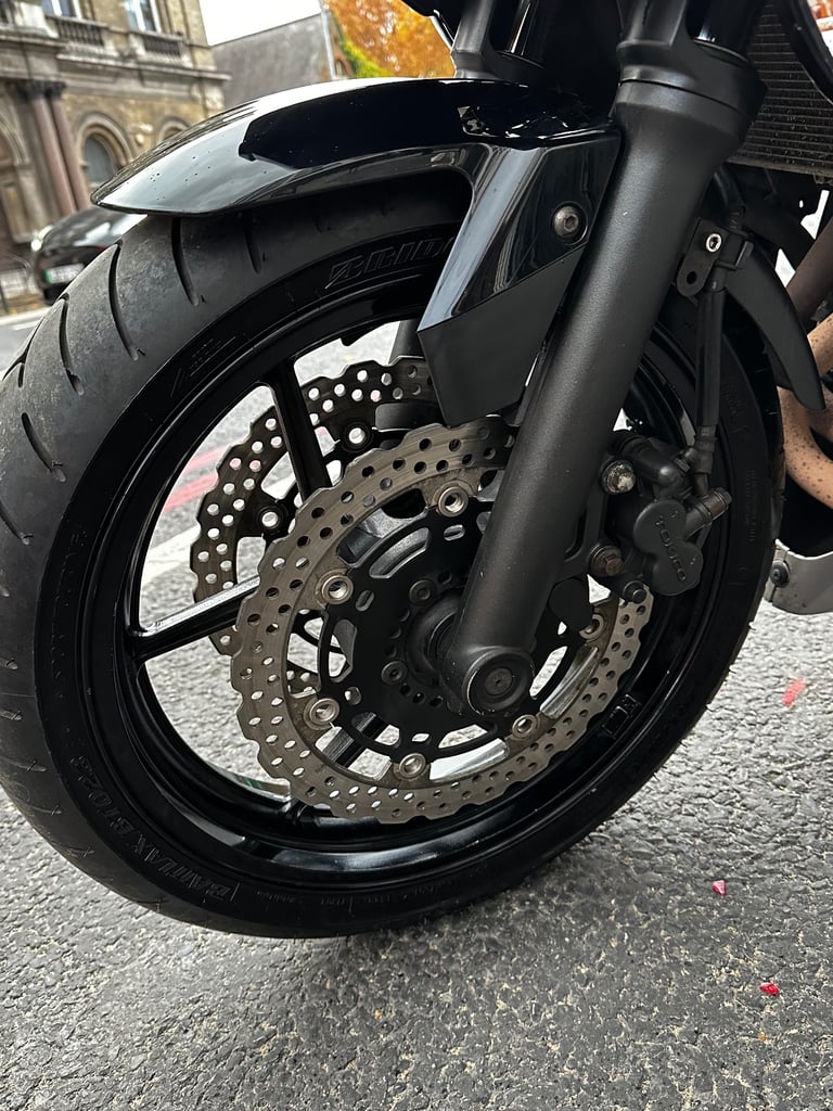 Kawasaki, ER, 2010, 649 (cc)