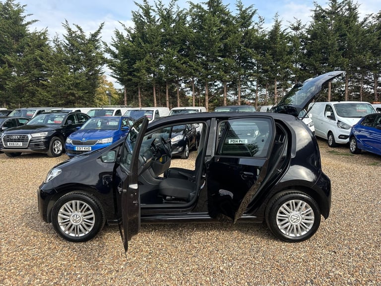 2018 Volkswagen up! 1.0 BlueMotion Tech Move up! Euro 6 (s/s) 5dr HATCHBACK Petrol Manual