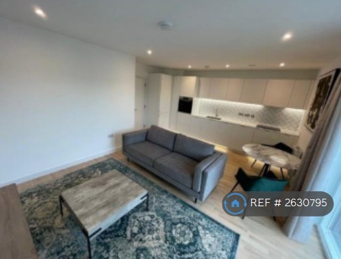 1 bedroom flat in Sibley House, Southall, UB1 (1 bed) (#2630795)