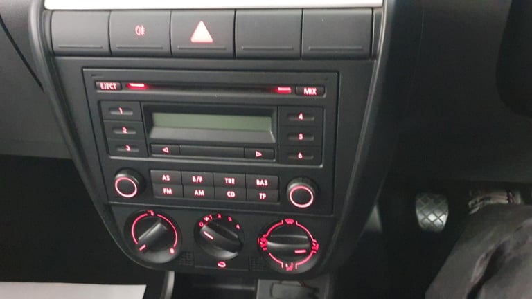 Volkswagen Fox 1.2 * GENUINE 32,000 MILES* FULL V/W S/HISTORY * 1 OWNER FROM NEW