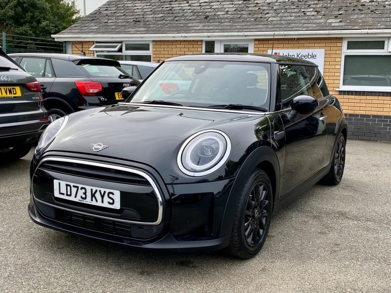 2023 MINI Hatch 1.5 Cooper Classic Hatchback 3dr Petrol Manual Euro 6 (s/s) (136 ps) Hatchback Pe...