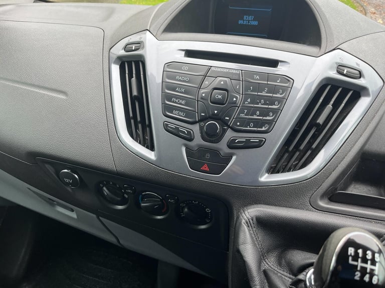 2015 Ford Transit Custom 2.2 TDCi 290 Limited L2 H1 5dr PANEL VAN Diesel Manual