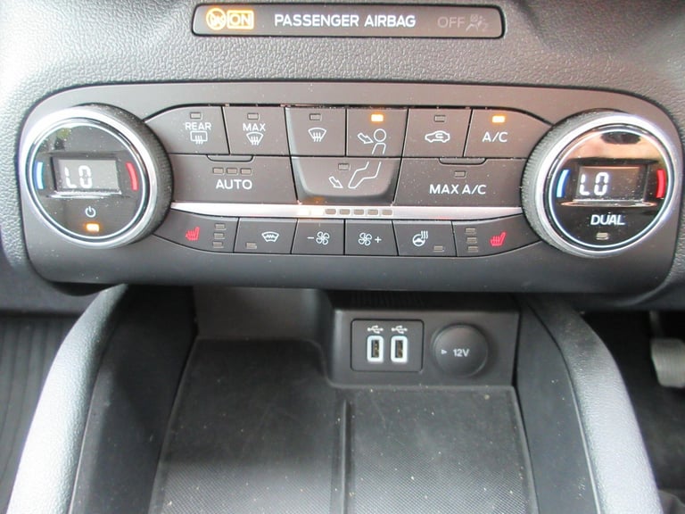 2022 Ford Kuga Kuga Titanium 5 Door 1.5L EcoBlue 120PS FWD 6 Speed Manual HATCHBACK Diesel Manual