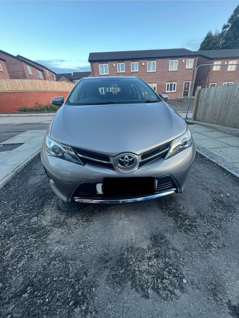 image for Toyota, AURIS, Hatchback, 2012, Manual, 1364 (cc), 5 doors