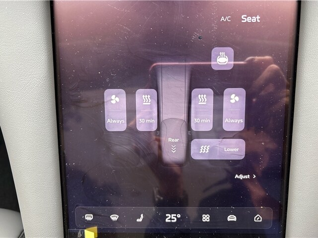 2025 MG IM6 Electric Estate Special Edition 553kW Launch Edition 100kWh 5dr AWD Auto SUV Electric...