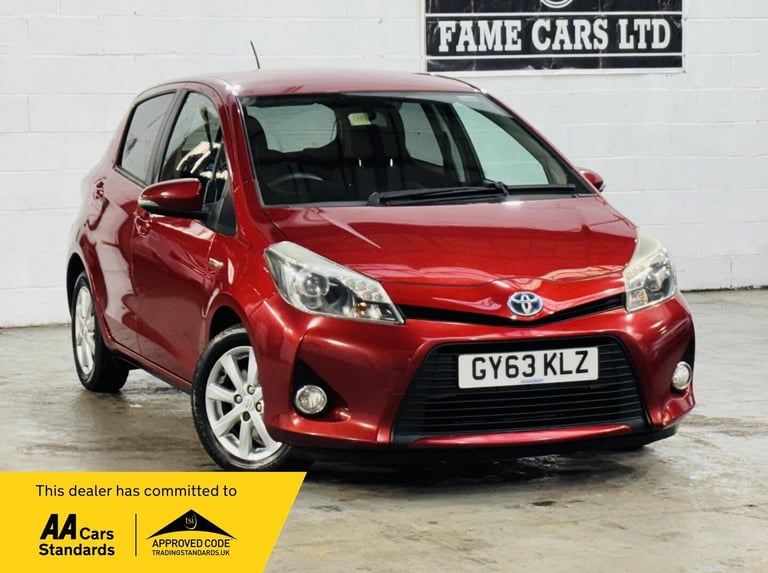 2013 Toyota Yaris 1.5 VVT-h Icon Plus CVT Euro 5 5dr HATCHBACK Petrol/Electric Hybrid Automatic