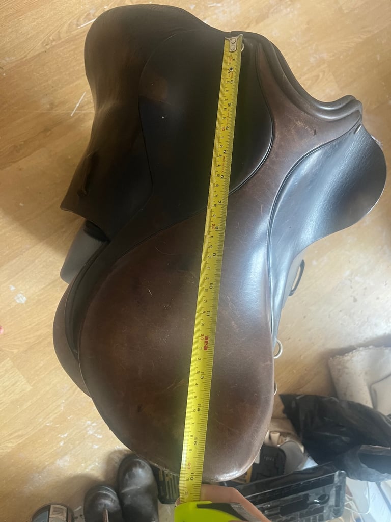 16” M and J English leather brown saddle 