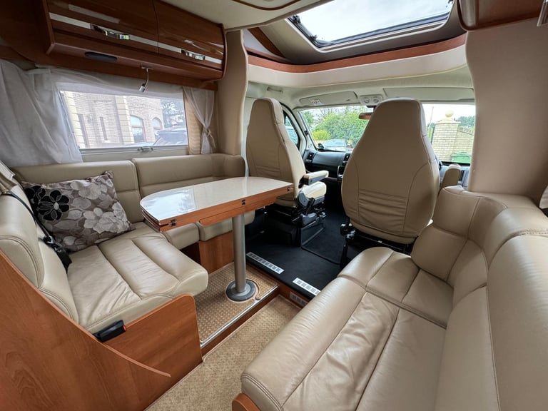 2015 FIAT RAPIDO 7065FF DESIGN MOTORHOME GENUINE 3500 MILES! FULL MOT STUNNING!!
