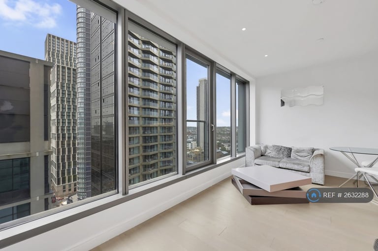 1 bedroom flat in Park Drive, London, E14 (1 bed) (#2632288)