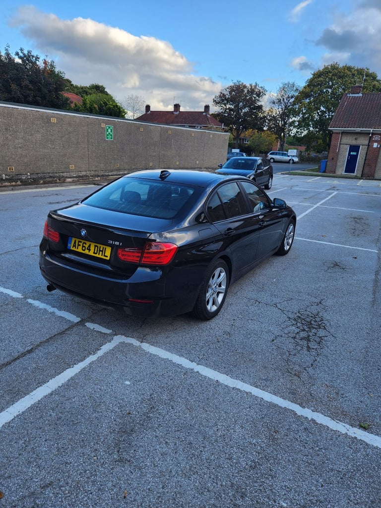 BMW, 3 SERIES, Saloon, 2014, Manual, 1598 (cc), 4 doors