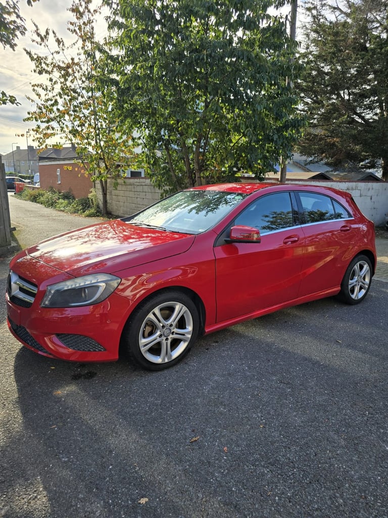 MERCEDEZ BENZ A-CLASS 180 1.6 PETROL AUTOMATIC 