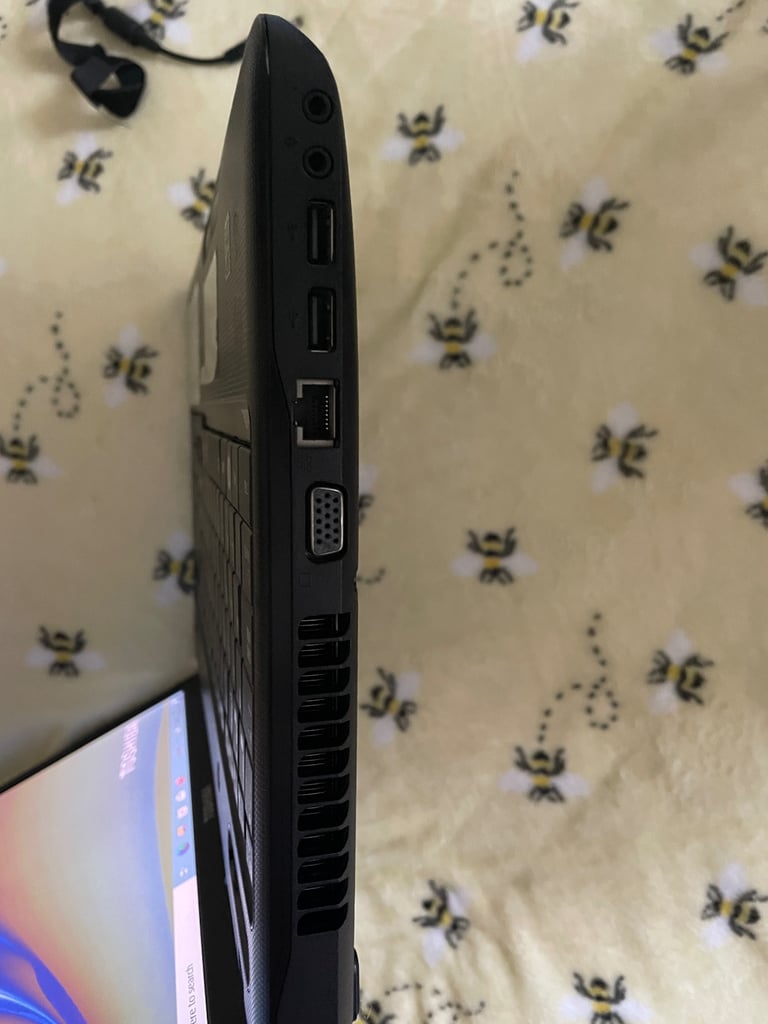 Laptop Toshiba Like New Condition 