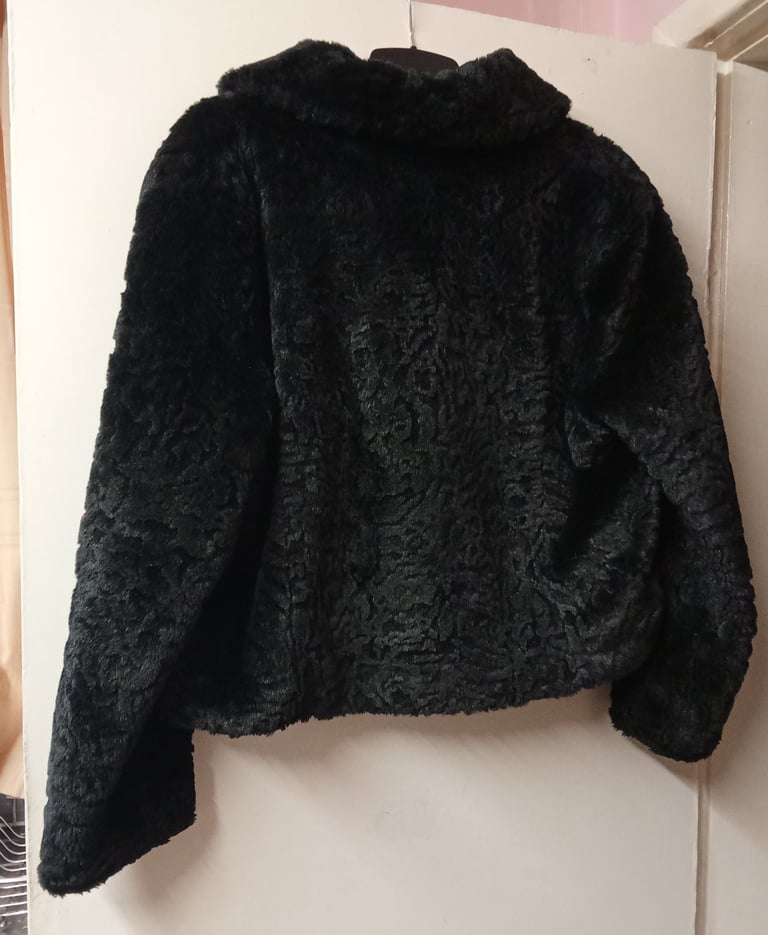WALLIS, Faux fur jacket immaculate condition size XL 