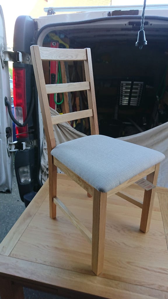 Oak extendable dining table and 4 chairs