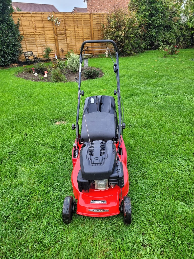 Lawnmower 