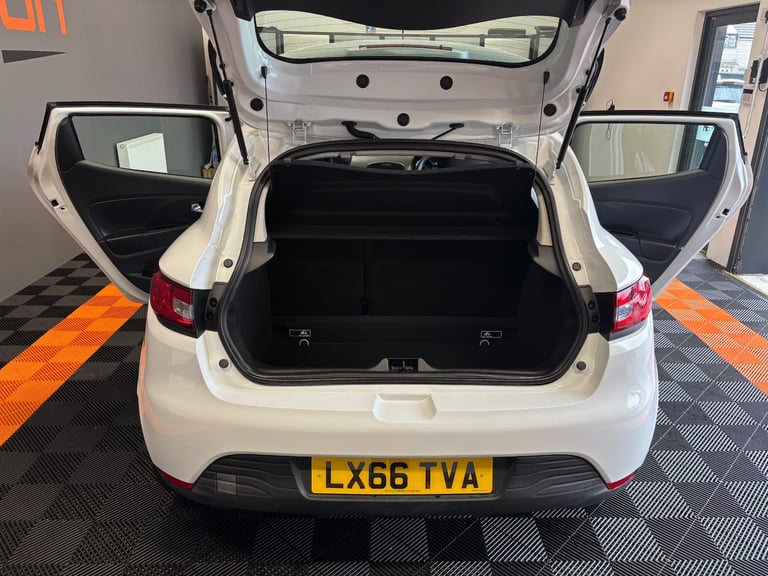 2016 Renault Clio 1.2 16V Play 5dr HATCHBACK Petrol Manual