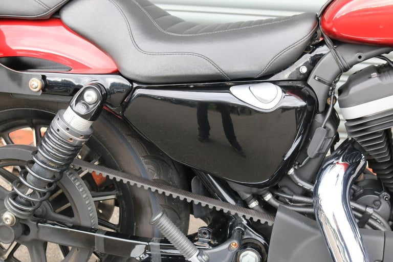 Harley-Davidson XL883N SPORTSTER IRON 2013