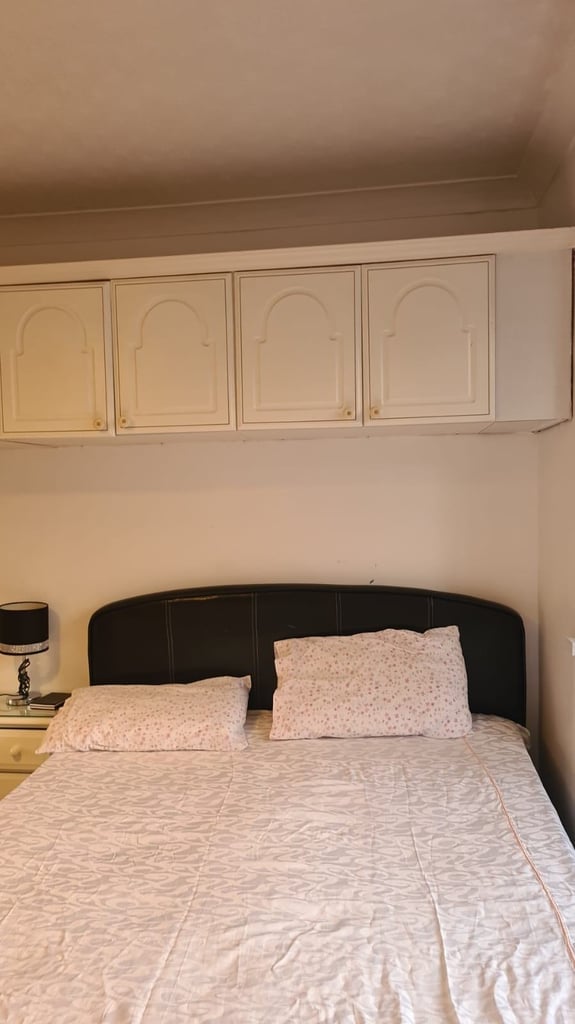 Spacious big double room to rent in Mornington Road, Monthly £850, Only working prof. Female