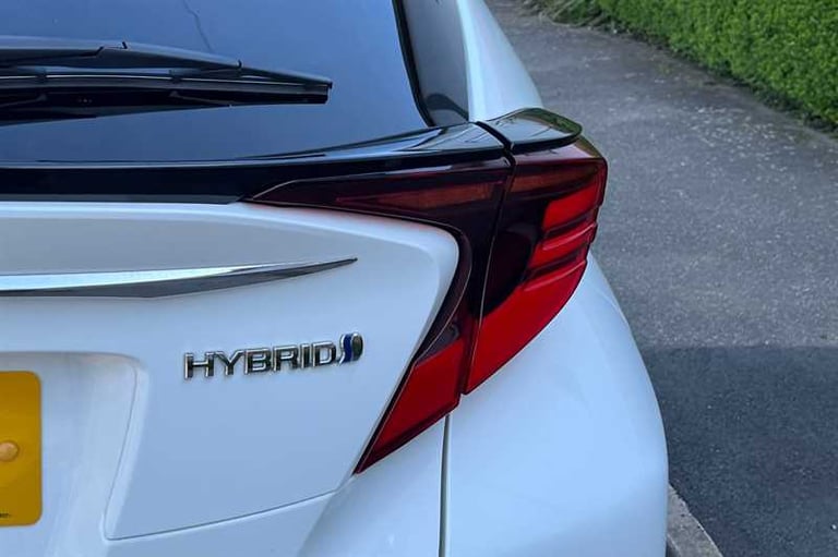2021 Toyota C-HR 2.0 VVT-h GPF Excel SUV 5dr Petrol Hybrid CVT Euro 6 (s/s) (184 ps) SUV Hybrid A...