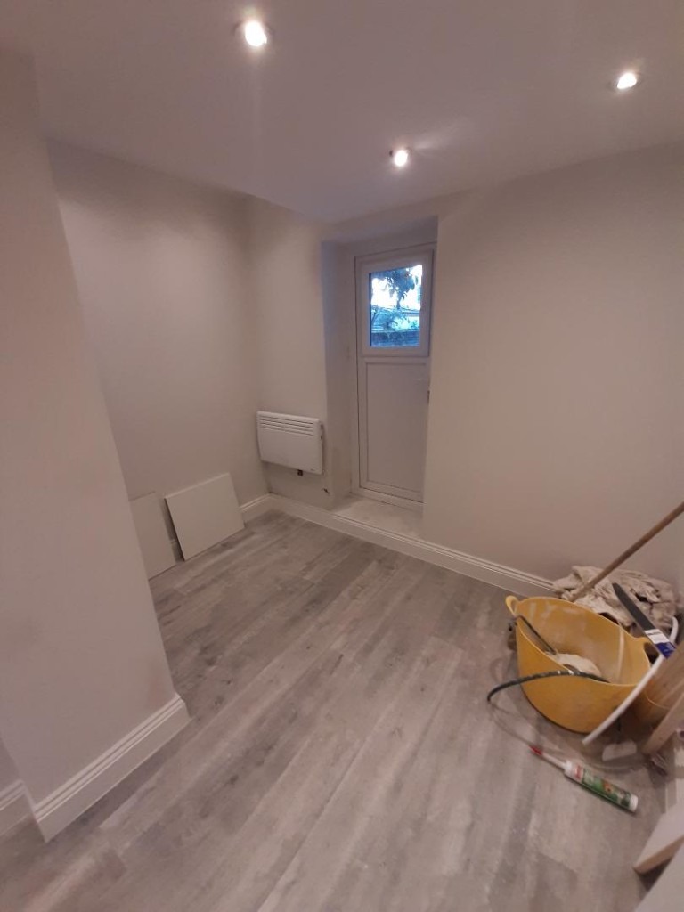 *HACKNEY DOWNS* E8 Brand New Studio with GARDEN ACCESS 10 minutes