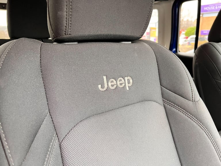 2020 Jeep Wrangler 2.2 MultiJetII Sahara SUV 4dr Diesel Auto 4WD Euro 6 (s/s) (200 ps) CONVERTIBL...