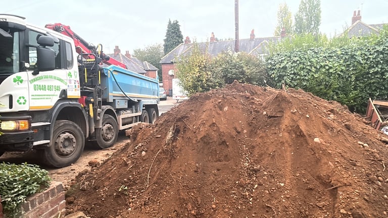 Grab lorry hire delivery of mot type 1 recycled type 1 topsoil sharp sand gravel 6f2 