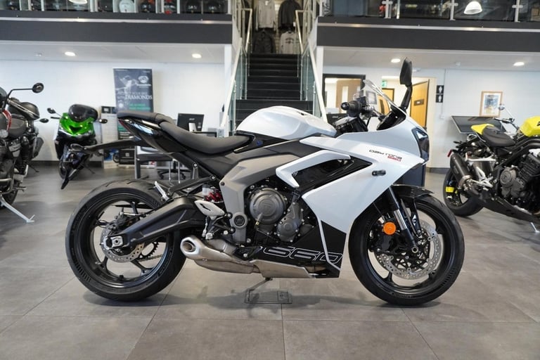 Triumph Daytona 660, 2025, Snowdonia White. IN STOCK NOW