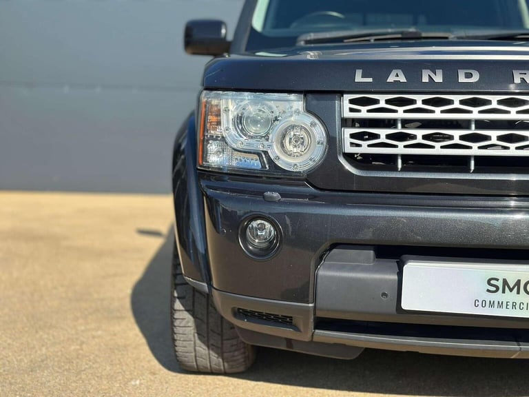 LAND ROVER DISCOVERY 4 3.0 SD V6 Auto 4X4 5dr 2013