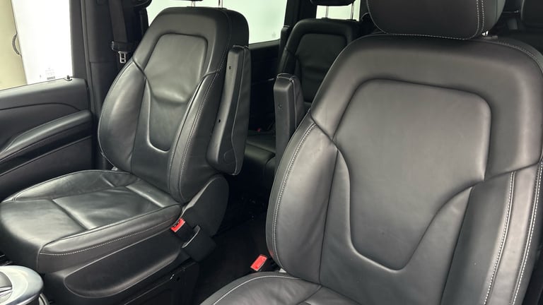 2023 Mercedes-Benz V-Class 2.0 V300d AMG Line MPV 5dr Diesel G-Tronic+ Euro 6 (s/s) XLWB (237 ps)...