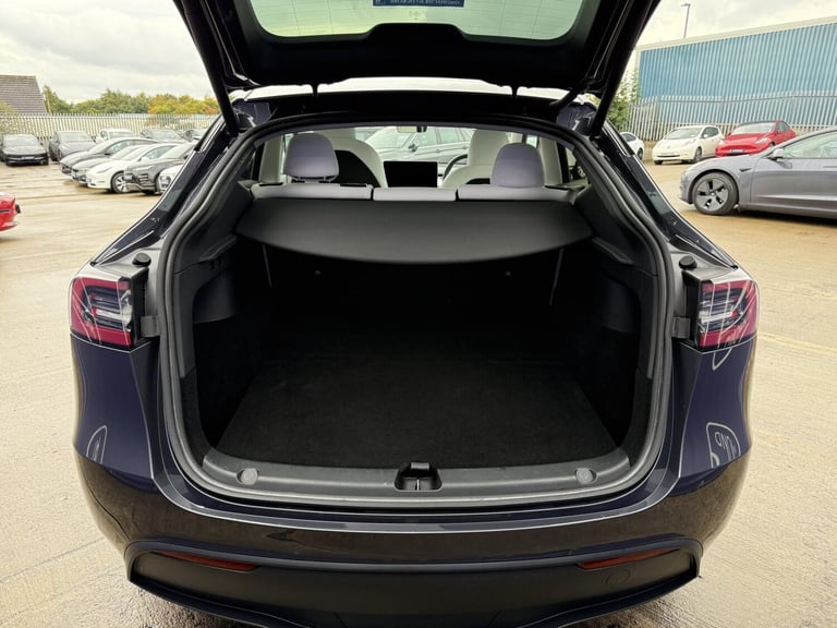 2022 Tesla Model Y Long Range AWD 5dr Auto MPV ELECTRIC Automatic