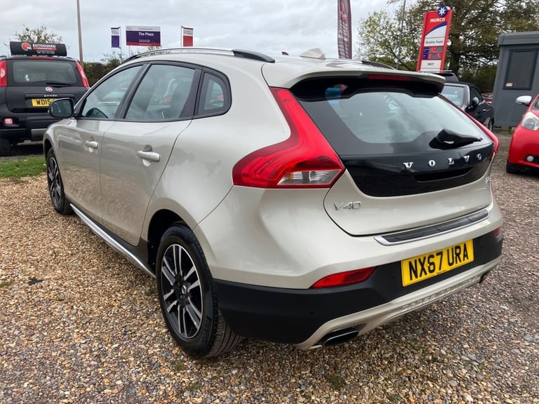 2017 Volvo V40 T3 [152] Cross Country Nav Plus 5dr HATCHBACK PETROL Manual