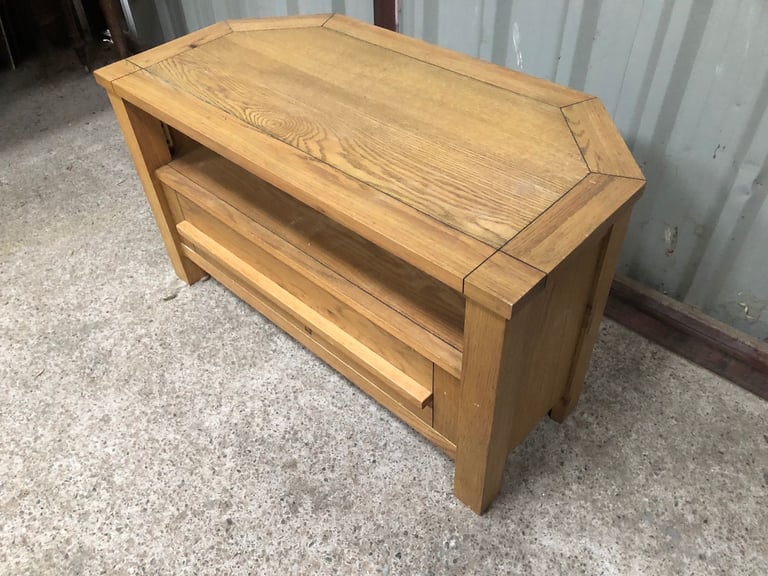 Large Oak TV Corner Stand with one Drawer,