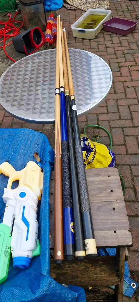 Snooker pool cue collection 