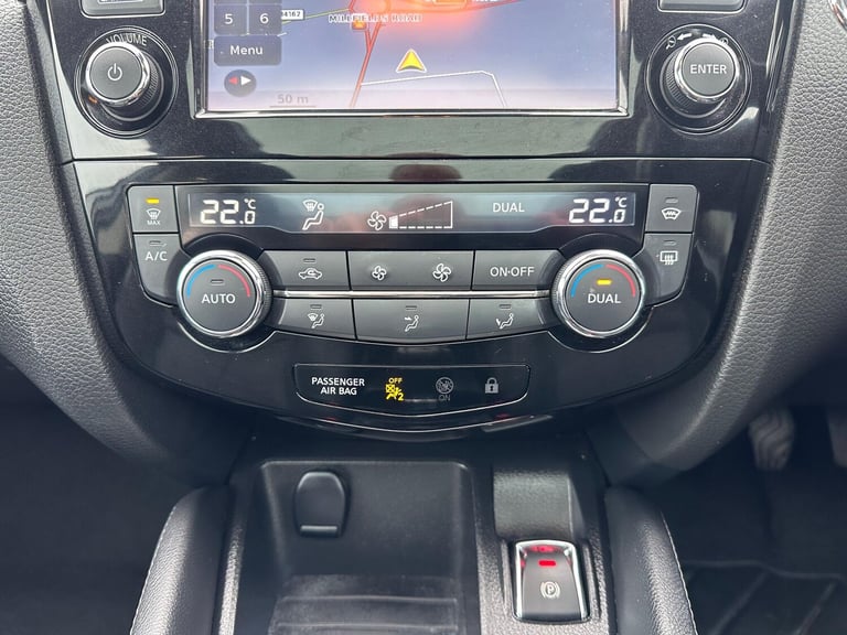 2017 Nissan Qashqai 1.5 dCi Tekna 2WD Euro 6 (s/s) 5dr HATCHBACK Diesel Manual