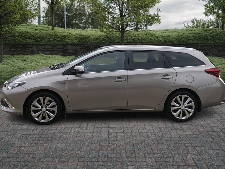 2015 Toyota Auris 1.8 Hybrid Excel TSS 5dr CVT ESTATE PETROL/ELECTRIC Automatic