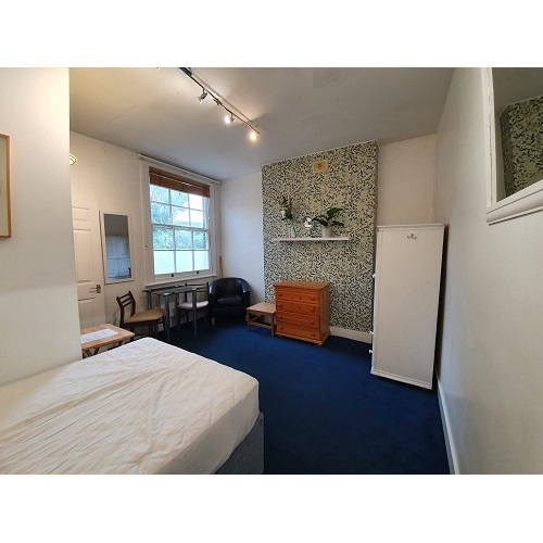 Studio Goodwin Road, Shepherds Bush,London W12 9JN in Shepherds Bush