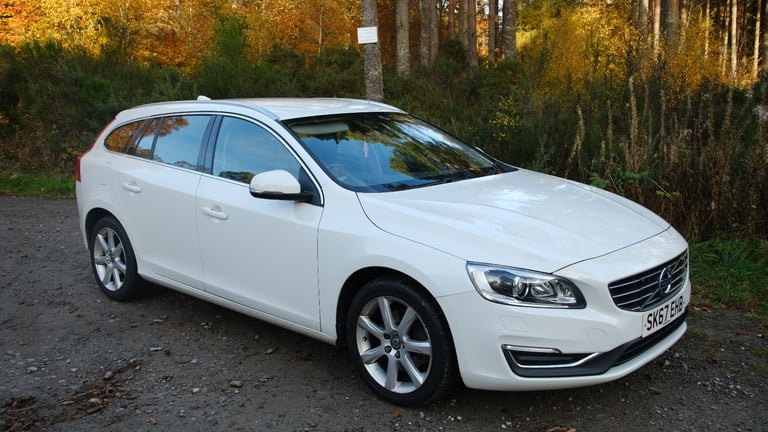 image for Volvo, V60, Estate, 2017, Manual, 1969 (cc), 5 doors