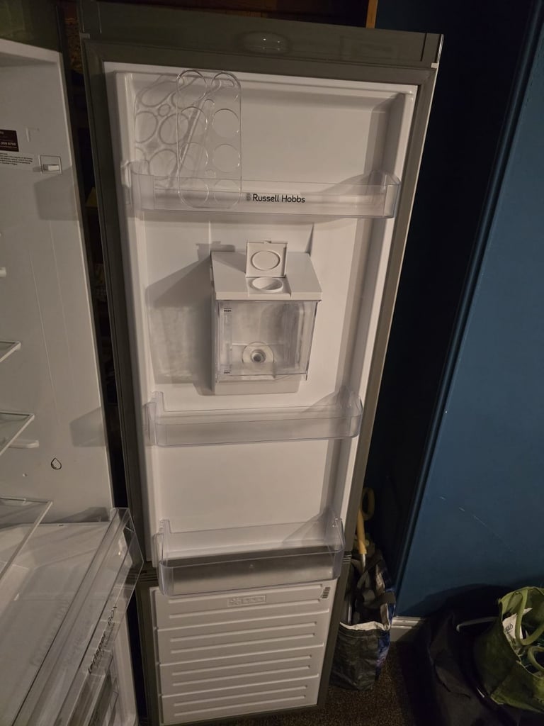 Fridge freezer Russel Hobbs