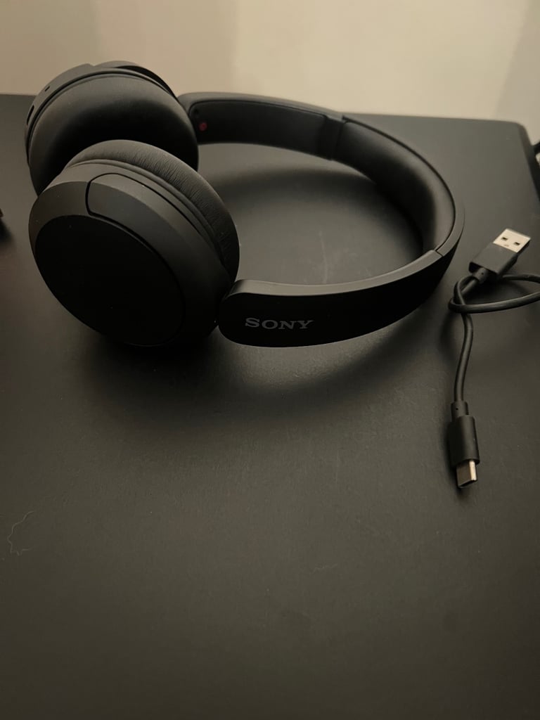 image for SONY Bluetooth Headphone With Charging Cable 