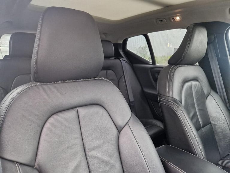 2022 Volvo XC40 2.0 B4 MHEV Inscription Pro SUV 5dr Petrol Hybrid DCT Auto AWD Euro 6 (s/s) ESTAT...