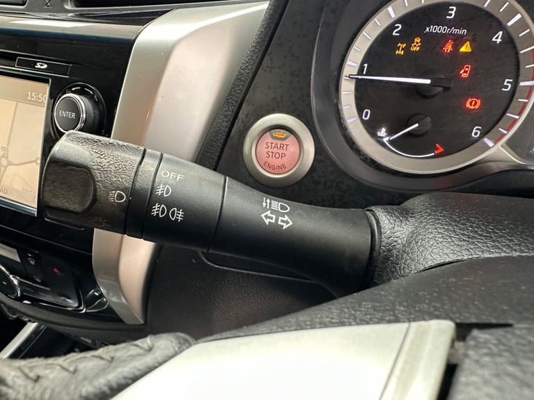 2016 Nissan Navara 2.3 dCi Tekna Pickup Double Cab 4dr Diesel Auto 4WD Euro 6 (190 ps) PICKUP Die...