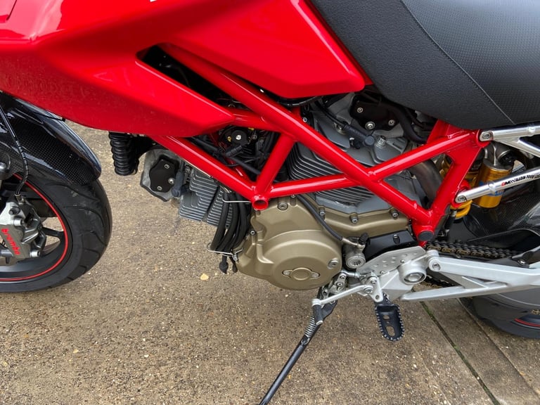 DUCATI HYPERMOTARD 1100S, IMMACULATE, EVERY EXTRA, LESS THAN 5K MILES!