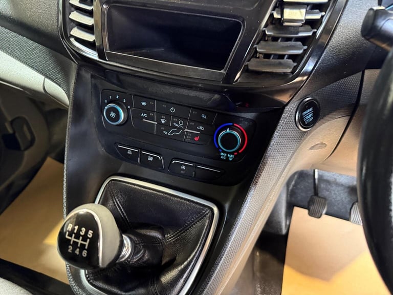 FORD TRANSIT CONNECT 1.5 240 EcoBlue Limited L2 Euro 6 (s/s) 5dr 2019