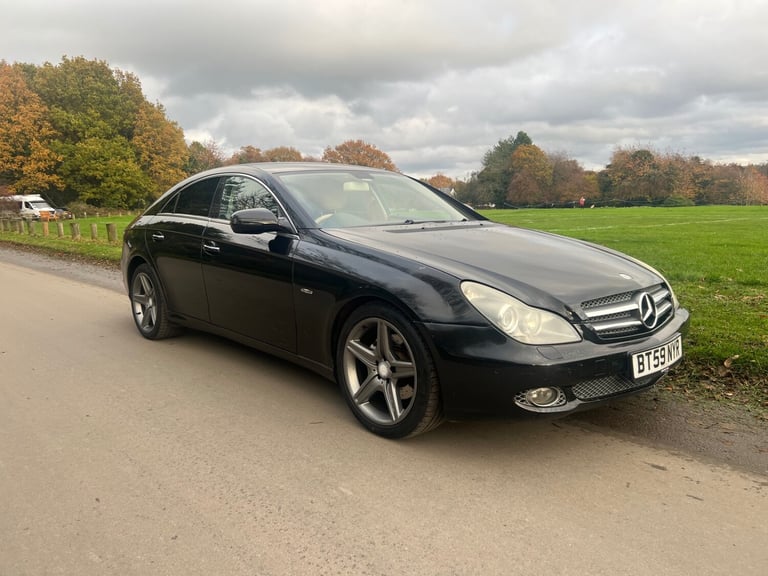 2010 MERCEDES CLS 350 CDI GRAND EDITION AUTOMATIC - LOW MILES - YEARS MOT - 2KEY