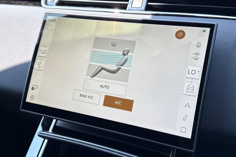 2025 Land Rover Range Rover Evoque 2.0 D200 Dynamic SE 5dr Auto ESTATE DIESEL Automatic