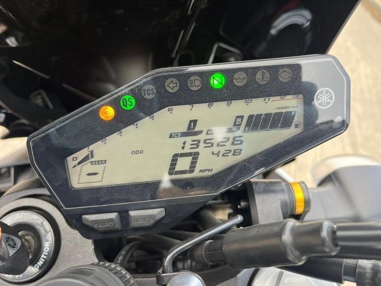 2018 18 YAMAHA MT09 ABS MT-09 STUNNING ANNIVERSARY COLOURS EXTRAS 13k MILE MT 09