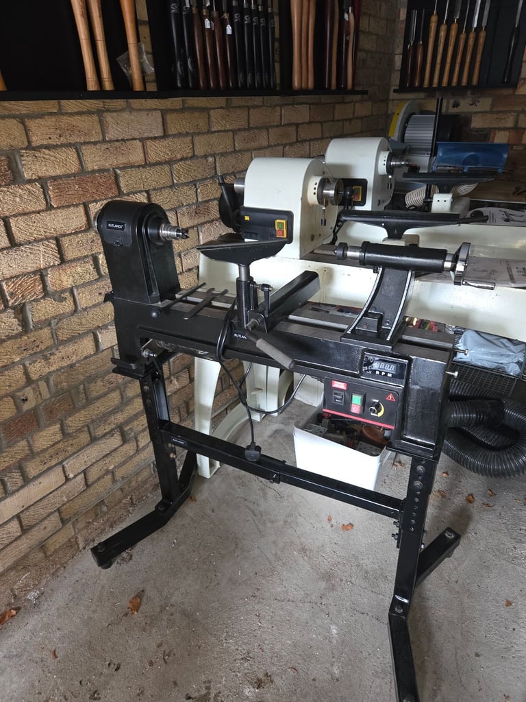 Rutlands R3 woodturning lathe with leg stand wood turning 