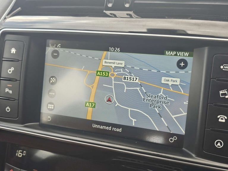 2017 Jaguar F-Pace 2.0 F-PACE R-Sport AWD D Auto 4WD 5dr SUV Diesel Automatic