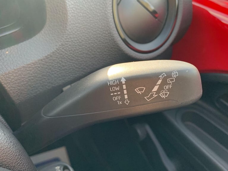 2013 Volkswagen up! 1.0 Take up! Euro 5 3dr HATCHBACK Petrol Manual