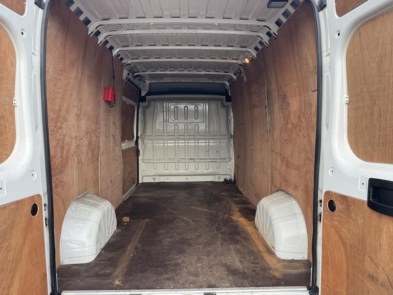 2016 Peugeot Boxer 2.0 BlueHDi H2 Van 130ps PANEL VAN DIESEL Manual